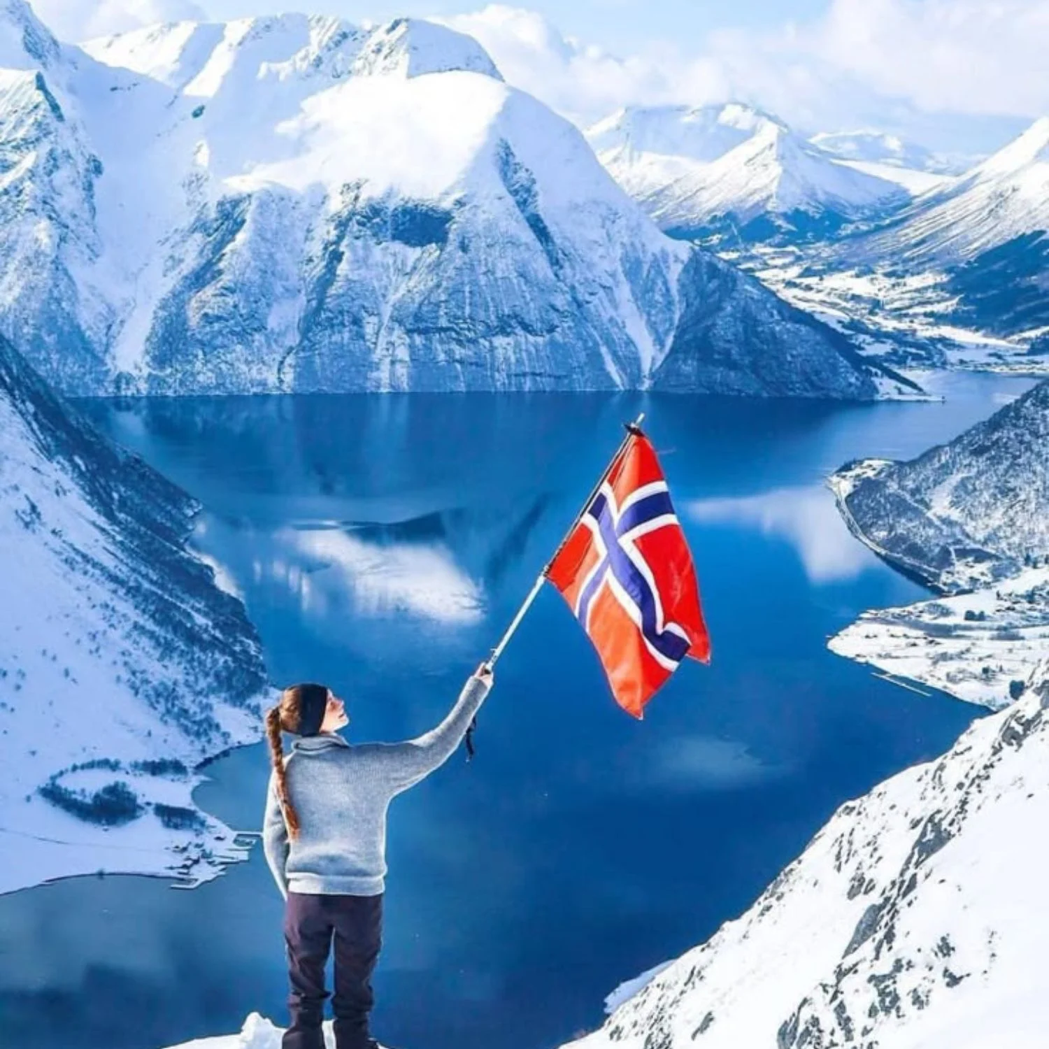 Guided Sightseeing in Oslo (Vigeland Park, Opera House)